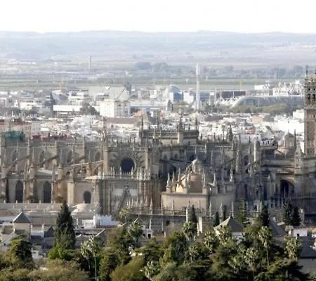 Apartment Entire 170m2 1min Walking From Cathedral *