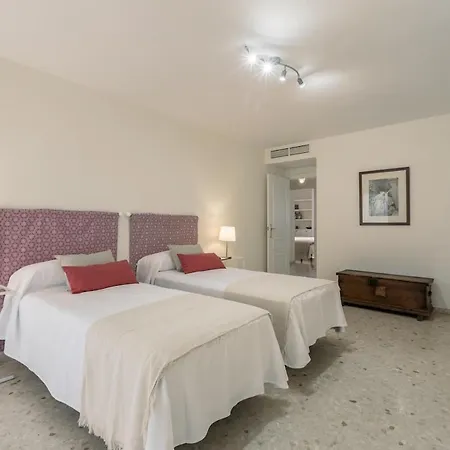 Entire 170m2 1min Walking From Cathedral Apartment *