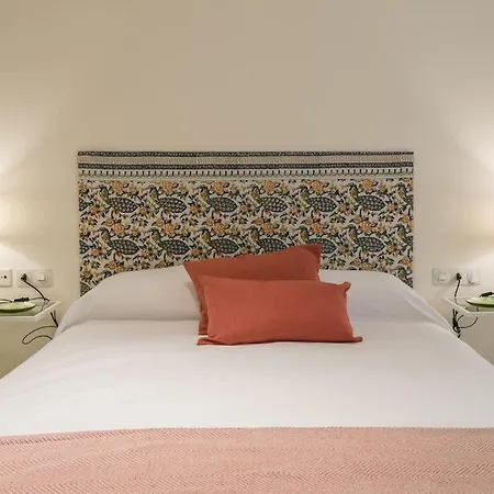 Entire 170m2 1min Walking From Cathedral