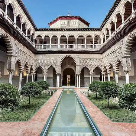 Apartment Entire 170m2 1min Walking From Cathedral Sevilla